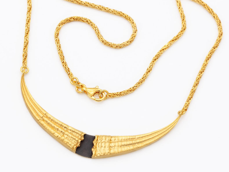 NOORDLEEV Tides & Seashells Necklace Gold