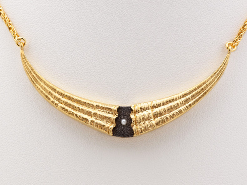 NOORDLEEV Necklace gold plated with half-pearl