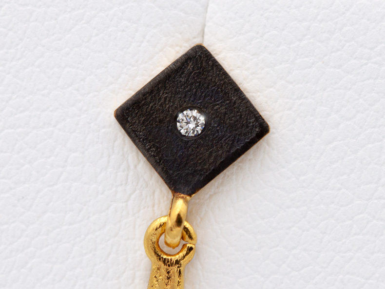 NOORDLEEV Earrings gold plated with diamond