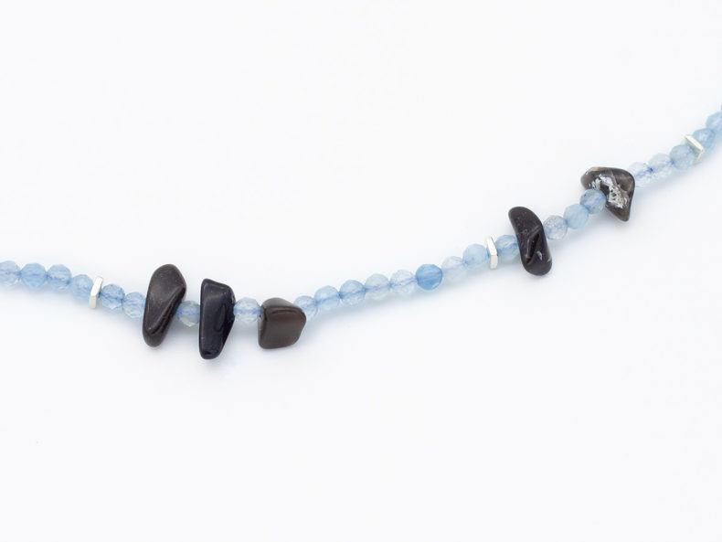 Aquamarine necklace with flint stones and silver elements