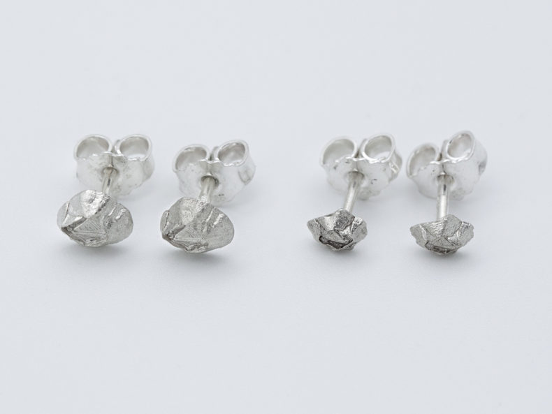 Silver barnacle earrings size comparison